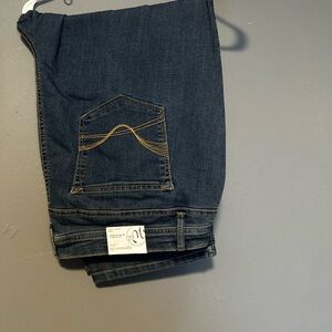 Dark Wash Denim Jeans with Contrast Stitching